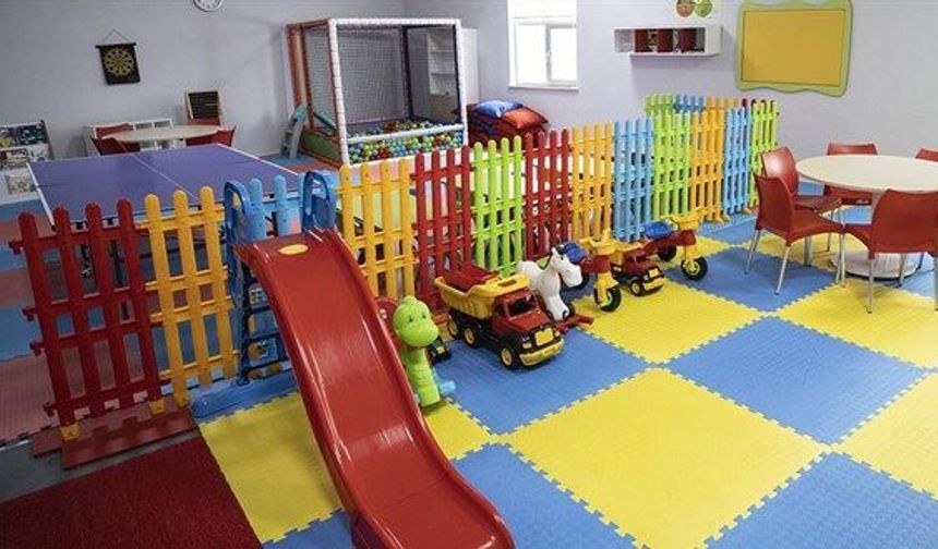 İBB'nin kreş ücretlerine yüzde 60 zam yapıldı