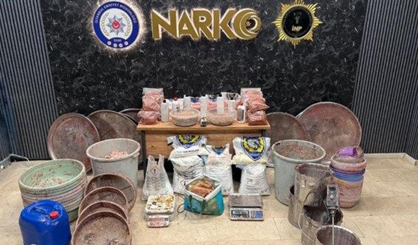 28 İlde 7 bin 956 Personel ile Uyuşturucu Operasyonu! Çok Sayıda Tutuklama Kararı Var