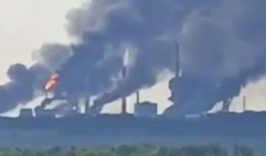Zelenski: Rusya'daki petrol rafinerilerine saldırılar düzenledik