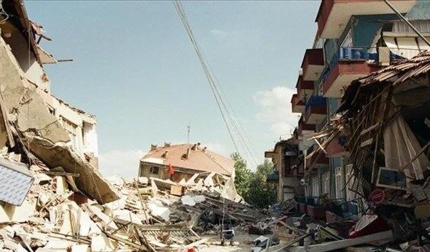 17 Ağustos Marmara depreminin ardından 27 yılda küllerinden doğan iki sanayi kenti