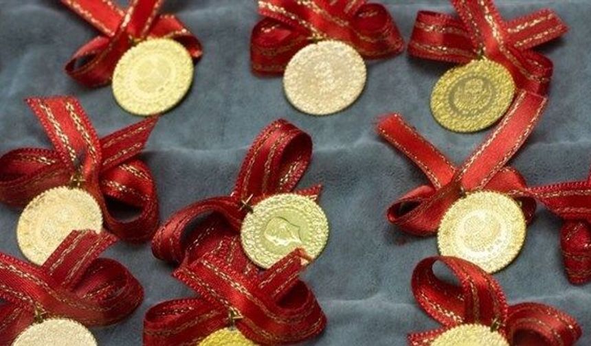 Altın fiyatlarında düşüş sonrası yatay seyir: Yön için gözler Fed'de
