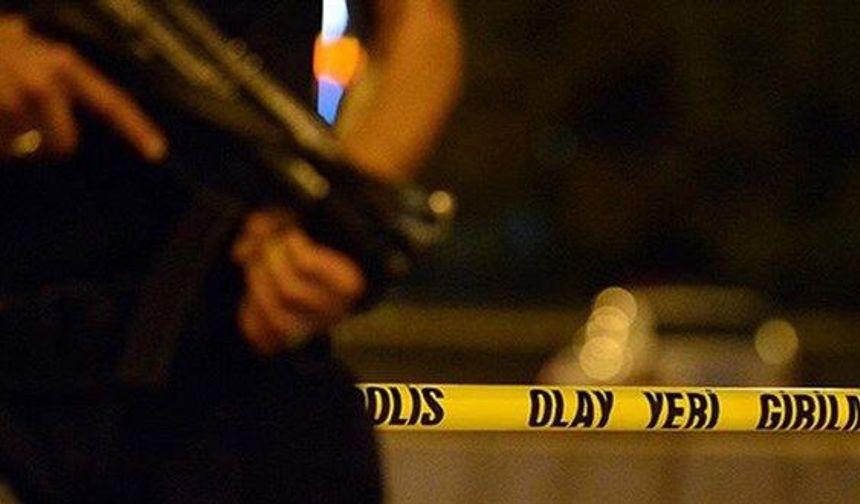 Ankara'da tren raylarına atlayan doktor hayatını kaybetti