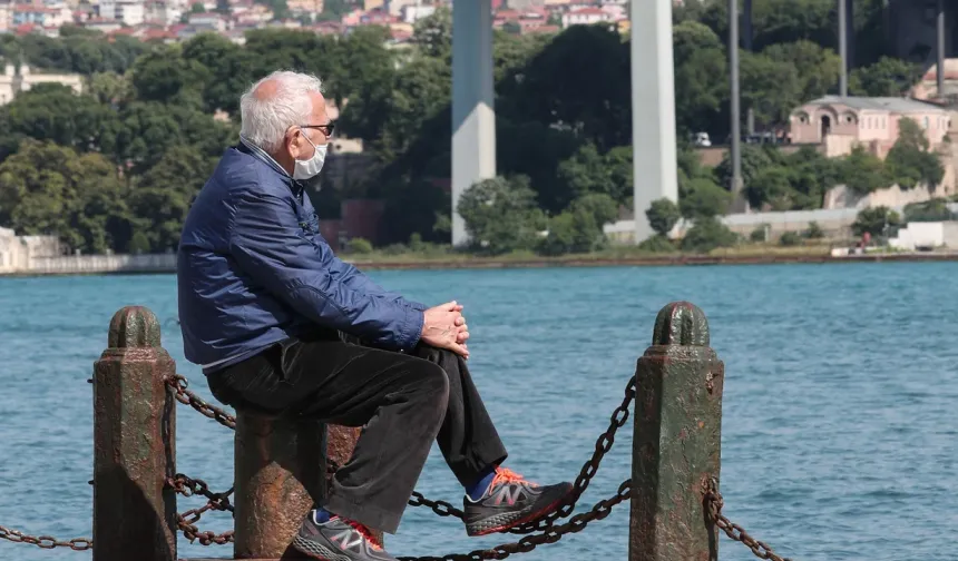 Türkiye nüfusunda tarihi değişim: Çocuk nüfus geriledi, yaşlı nüfus rekor kırdı