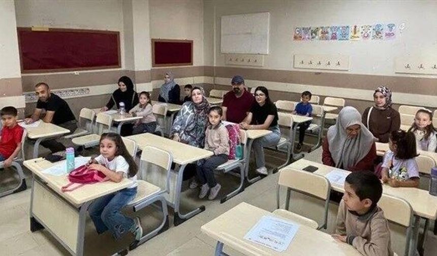 MEB açıkladı: Uyum haftasında velilere idari izin kolaylığı