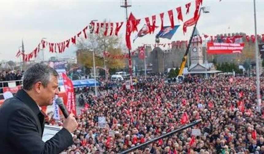 Özgür Özel'den gaf: Kayseri'ye CHP'li belediyede getireceğiz