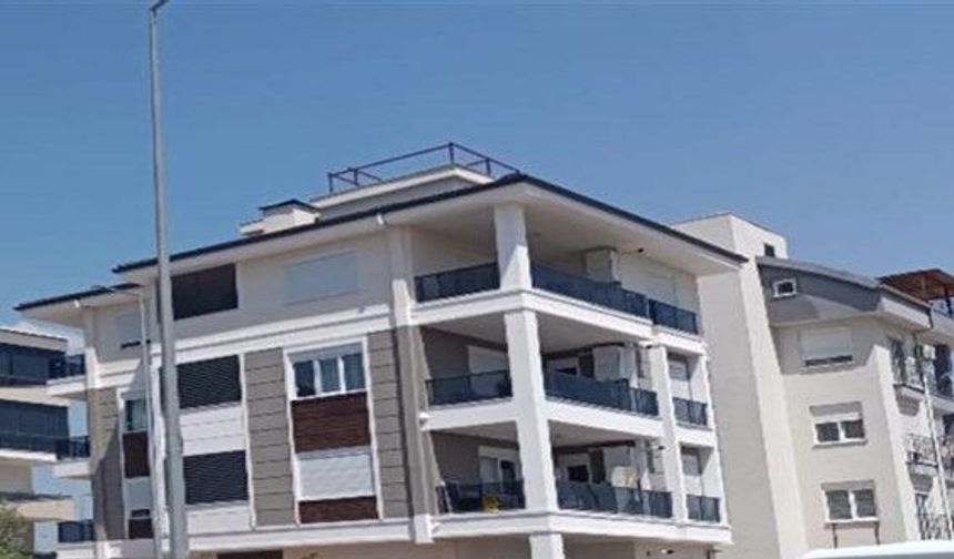 Polis memuru, 3 gün önce taşındığı evde ölü bulundu
