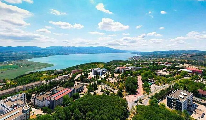 Sakarya Üniversitesi Sözleşmeli Personel Alacak