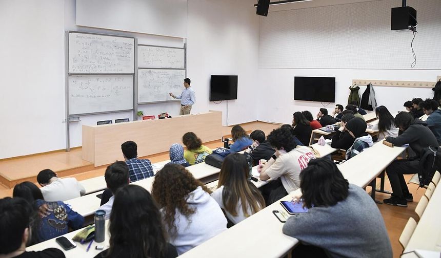 Vakıf üniversitelerinde ara sınıf zamlarına sınır geldi