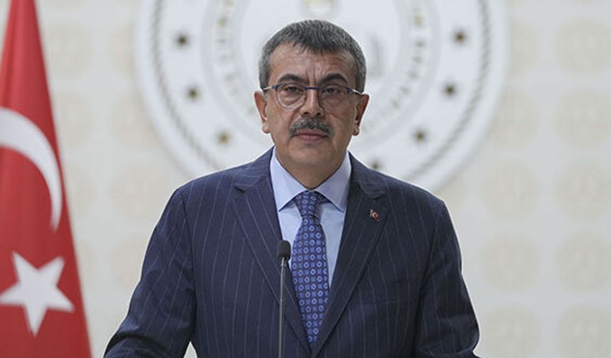 Yeni eğitim yılı öncesi öğretmenlere kolaylık: Seminerlerin ilk haftası online