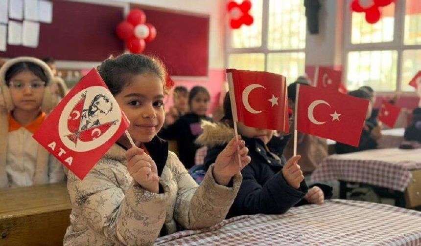MEB'den yeni eğitim yılı kuralları: Cep telefonu ve veli ziyaretleri
