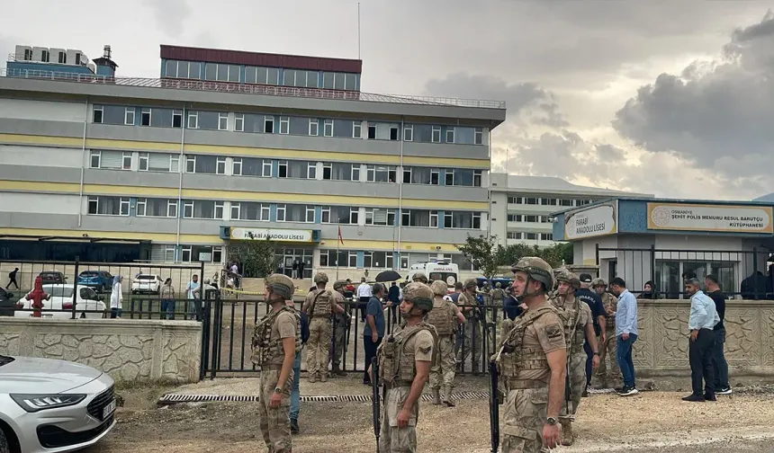Okul bahçesinde öğretmene silahlı saldırı: Ağır yaralanan öğretmen hastanede