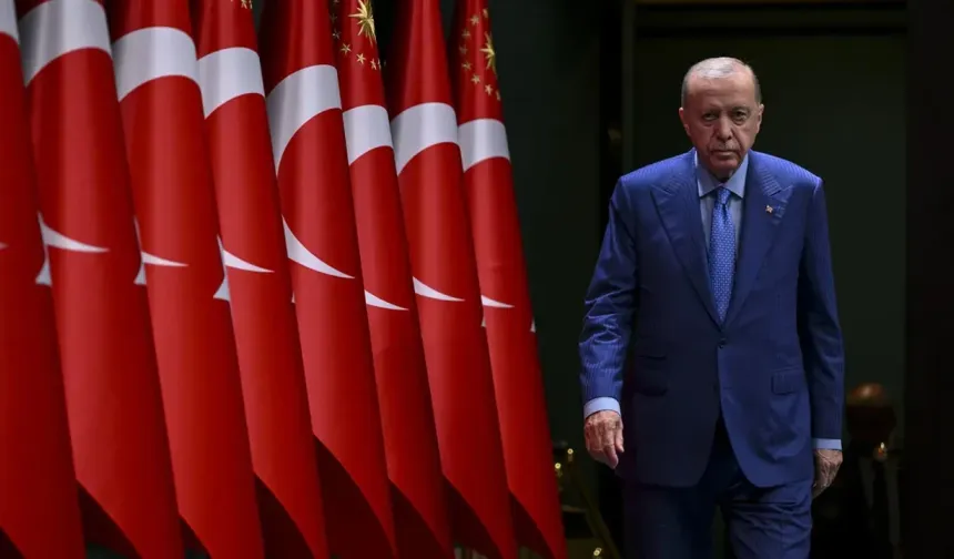Fon soruşturmasında Erdoğan ekonomi yönetimini topladı