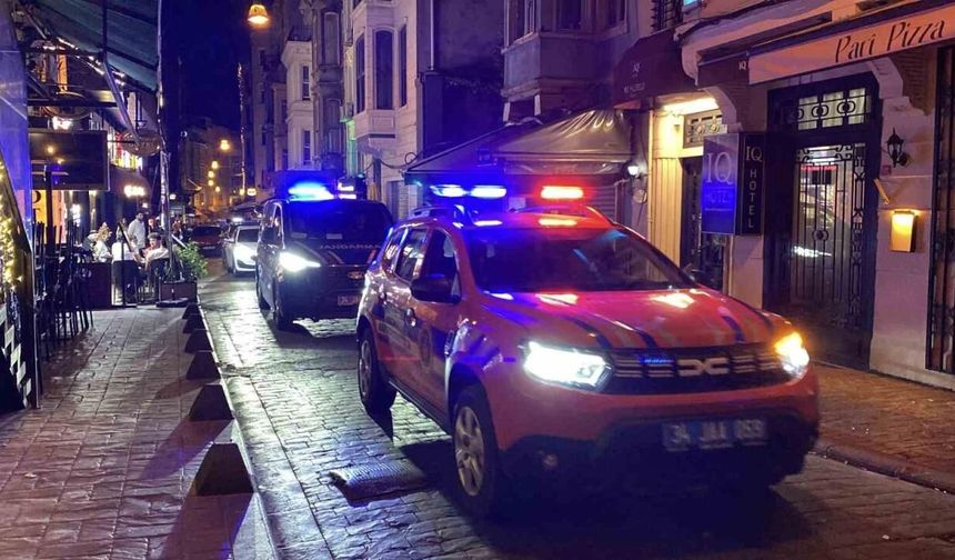 15 ilde LGBT Operasyonu! Çok Sayıda Gözaltı Var