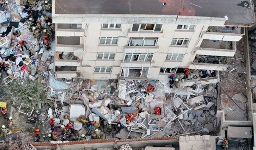 İstanbul’da 1238 bina kendiliğinden çökme riski taşıyor