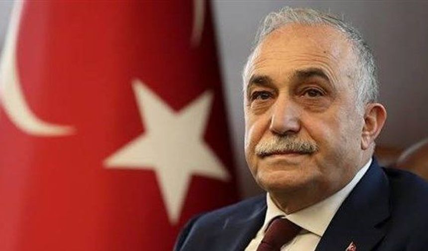 Ahmet Eşref Fakıbaba, İYİ Parti’den ve milletvekilliğinden istifa etti