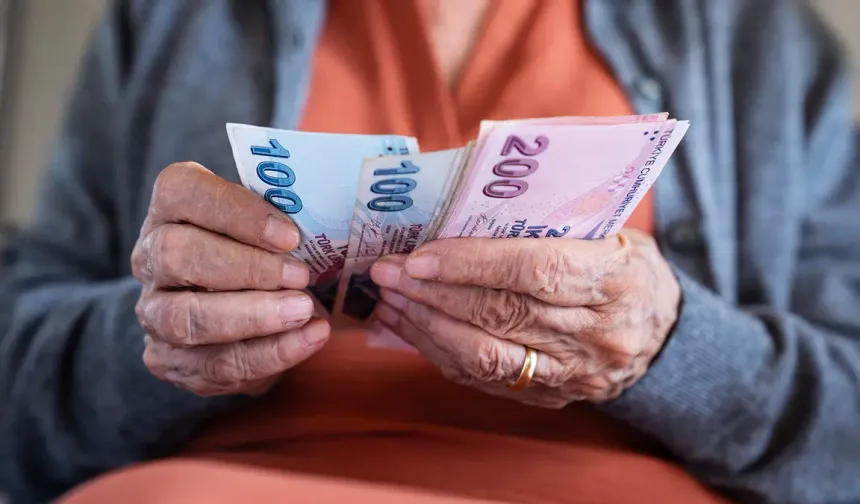 Milyonlarca emeklinin gözü bu tabloda: Ocak 2027 zammı için 5 alternatif