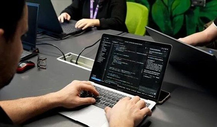 ChatGPT’den dudak uçuklatan tarife: Pro paketi asgari ücrete denk geldi