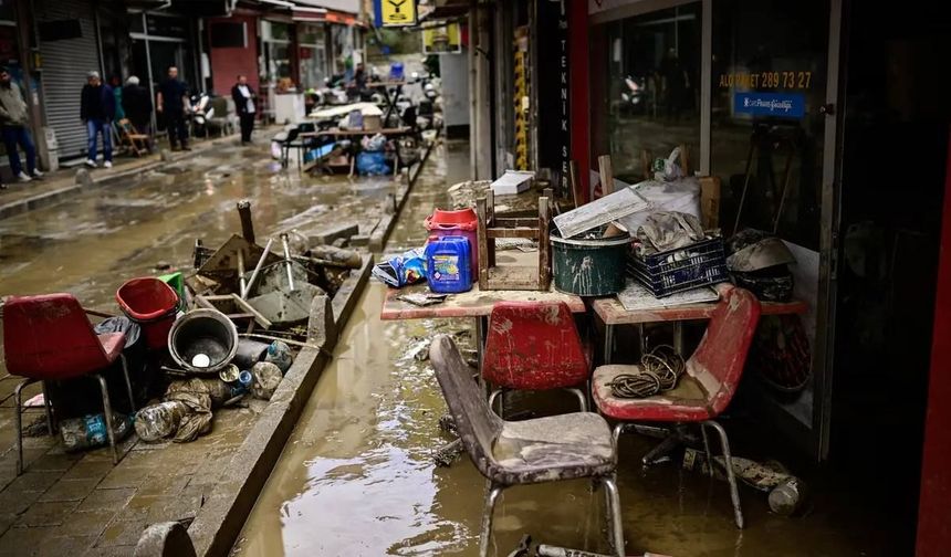 İstanbul'daki sel felaketinde acı bilanço artıyor: Can kaybı 5'e yükseldi