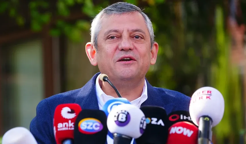 Özgür Özel: Yeni Parti’nin adını millet değiştirtmeyecek
