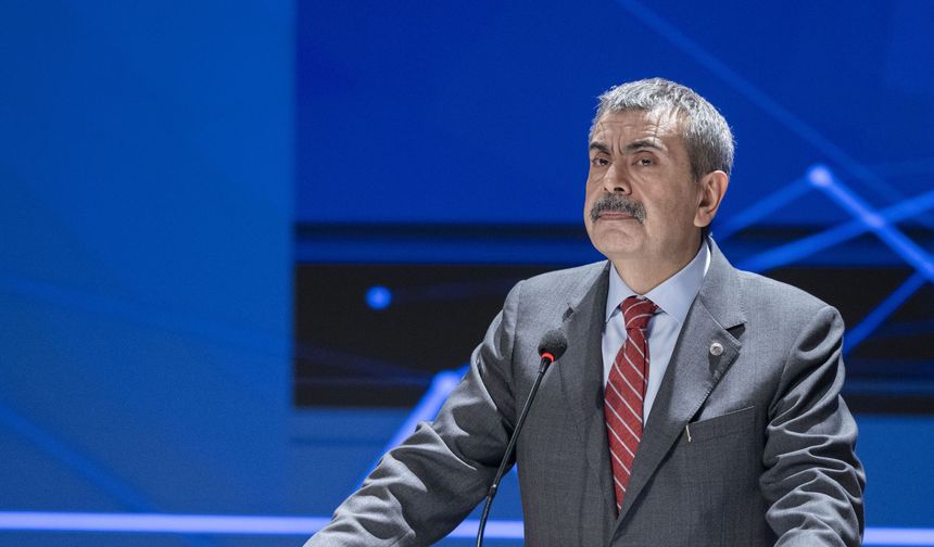 Yusuf Tekin açıkladı: MEB, çocuklara zarar verdiği gerekçesiyle Meta’ya dava açıyor