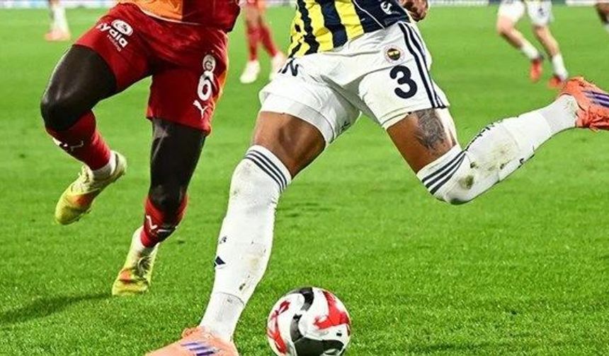 Derbi öncesi çarpıcı tablo: Fenerbahçe'nin kırmızı kart sayısı iki katı aştı