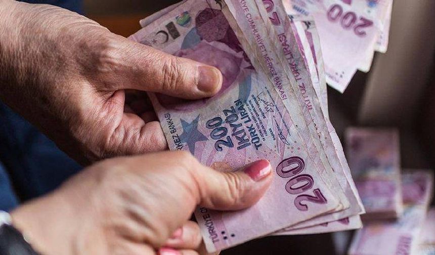 Cumhurbaşkanı Erdoğan tüm imkanların zorlanmasını istedi: Emekli maaşlarına yeni düzenleme geliyor
