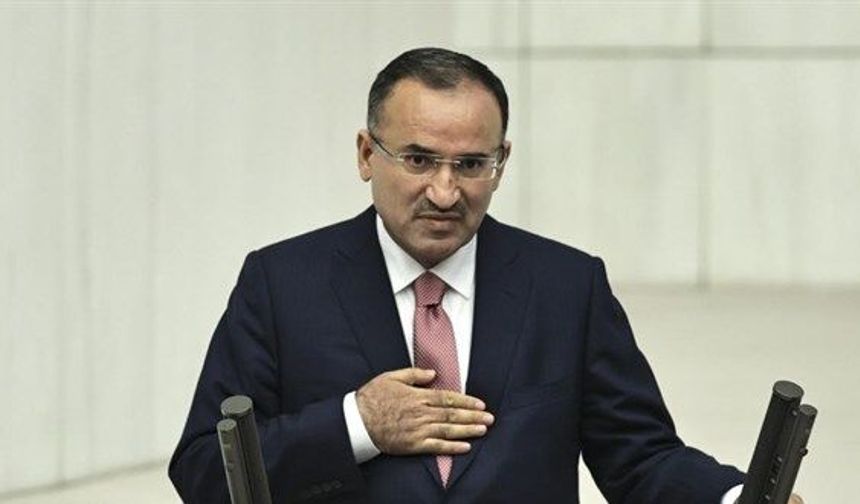 TBMM Başkanvekili Bekir Bozdağ görevinden istifa etti