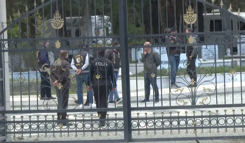 Kozinoğlu'nun Na'şından Alınan Parçalar Kabre Kondu