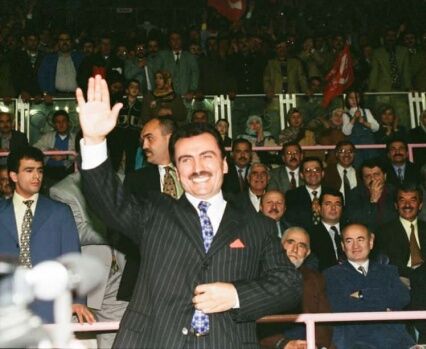 İlkeli duruşuyla dikkati çeken bir lider: Muhsin Yazıcıoğlu