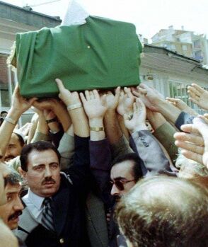 İlkeli duruşuyla dikkati çeken bir lider: Muhsin Yazıcıoğlu