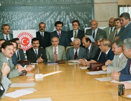İlkeli duruşuyla dikkati çeken bir lider: Muhsin Yazıcıoğlu