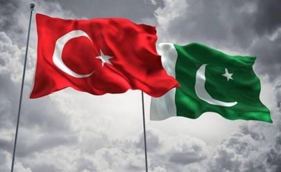Pakistan: Pakistan Dışişleri Bakanlığı Sözcüsü Muhammed Faysal, "Türkiye'nin bölgedeki meşru güvenlik kaygılarını anlıyoruz. Türkiye de Pakistan gibi terör kurbanı olmuş ülkelerdendir" dedi.