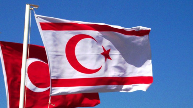 KKTC Başbakanı Ersin Tatar, Barış Pınarı Harekatı’na ilişkin yaptığı açıklamada, “Anavatan Türkiye’nin kendisine ve dünya barışına yönelik terör tehdidini ortadan kaldırmak, Suriye’de güvenli bölge oluşturmak için düzenlediği ‘Barış Pınarı’ askeri harekatı başlamıştır. Kıbrıs Türk halkı daima olduğu gibi Türkiye’mizin yanındadır. Dualarımız Mehmetçiğimiz, ordumuz içindir. Biz başarılı olunacağından Suriye’nin toprak bütünlüğü sağlanarak bölgeye barışın getirileceğinden eminiz. Allah, Türkiye’mizin yardımcısı olsun” ifadelerini kullandı.