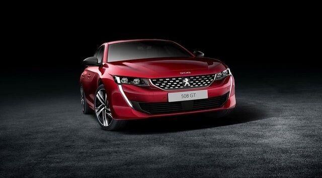 PEUGEOT

Fransız üretici, Ekim ayında binek ve ticari araç modellerinde sıfır faizli kredi ve çeşitli ödeme seçenekleri sunuyor. Markanın Ekim kampanyası kapsamında, SUV modeller, 208 ve 508’de 12 ay boyunca sıfır faizli kredi seçeneği yer alıyor.

Yapılan açıklamaya göre, 208 modeli, Ekim ayına özel 202 bin TL’den başlayan fiyatla bayilerde yerini alırken, 2008’e ise 60 bin TL için 12 ay sıfır faiz seçeneği ile sahip olunabildiği kaydedildi.

Markanın SUV modellerinden 3008 ve 5008’de de 90 bin TL için 12 ay sıfır faizli kredi sunuluyor.

Hafif ticari araçlarını da kampanyaya dahil eden Peugeot, Rifter'da 80 bin TL için 15 ay sıfır faiz seçeneği sunuyor.

Boxer, Expert, Expert Traveller ve Partner Van modelleri ise 100 bin TL için 15 ay yüzde 0.99 veya 50 bin TL için 12 ay sıfır faiz seçenekleriyle satışa sunuluyor.