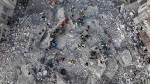 Kahramanmaraş merkezli gerçekleşen depremler 11 iki büyük yıkıma uğrattı, on binlerce kişinin hayatını kaybetmesine neden oldu.
Tüm Türkiye'yi yasa boğan depremlerin ardından  gündeme gelen İstanbul depremine ilişkin son günlerde uzmanlardan peş peşe uyarılar gelmeye devam ediyor. 