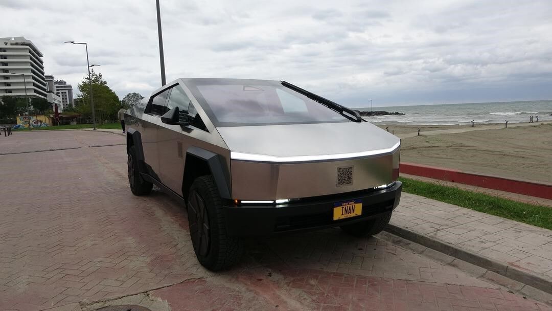 Cybertruck 3