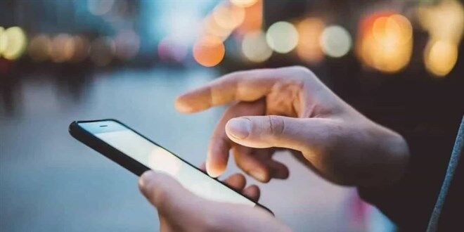 Bazi Cep Telefonu Fiyatlarina Indirim Yolda