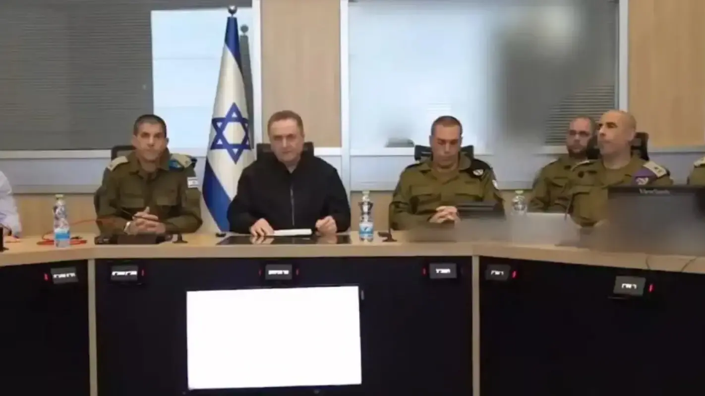 0796D4E6 3Wko4267Pghx7Akl0Puycp