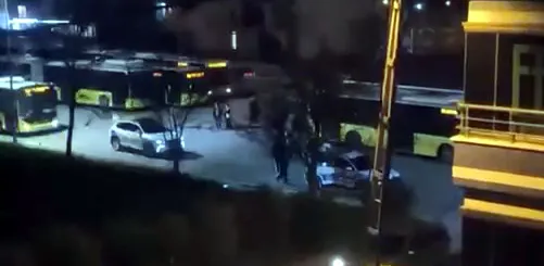 0X0 Son Dakika Iett Soforu 15 Promil Alkollu Cikti Durak Ve Guzergahi Karistirinca Yolcular Fark Etti 1773817572129