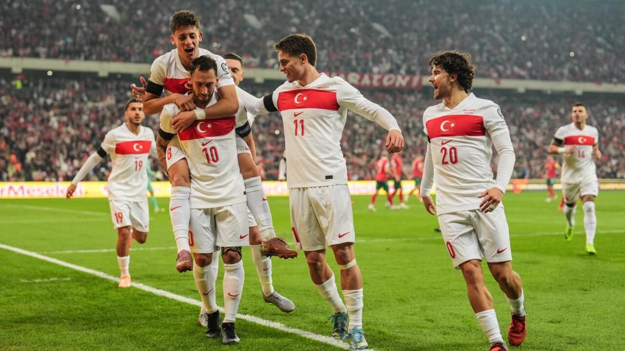 A Milli Futbol Takimi Aa 2416750