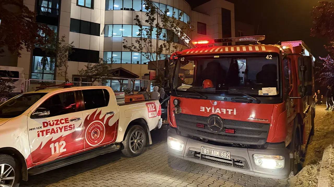 Duzcede Huzurevinde Yangin 54 Kisi Tahliye Edildi 1791948 20260521053855