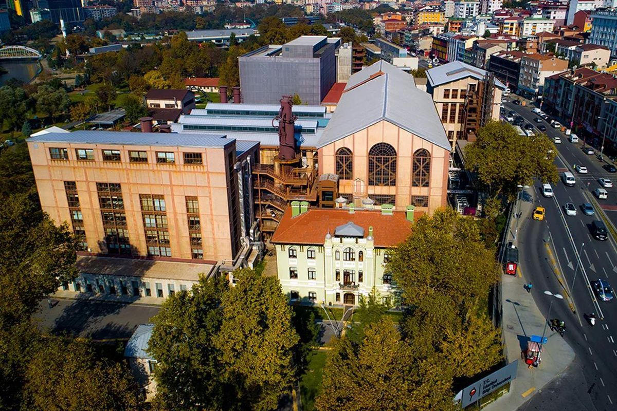 Istanbul Bilgi Universitesi Cumhurbaskanligi 19869900 4826 Amp