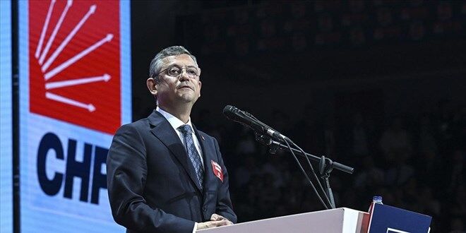 Chp Milletvekili Ozgur Ozel Yonetimi Trol Hesaplara 755 Milyon Tl Odemis