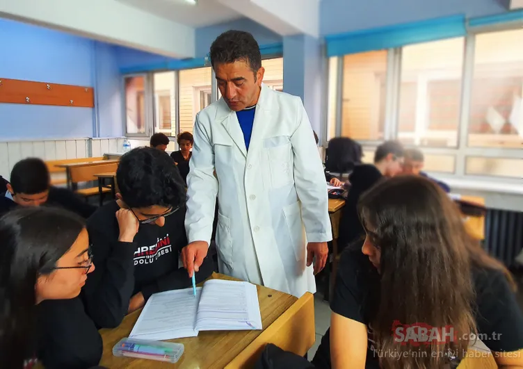 MEB’den 81 ile yeni genelge: Öğretmenlere önlük zorunluluğu geliyor