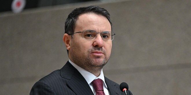 Bakan Gurlek Ten Oktay Ailesine Randevu