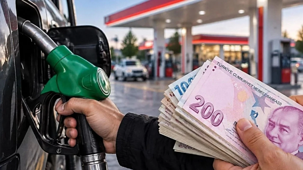 Akaryakıt fiyatları için sürücülerin gözü pompa tabelasında