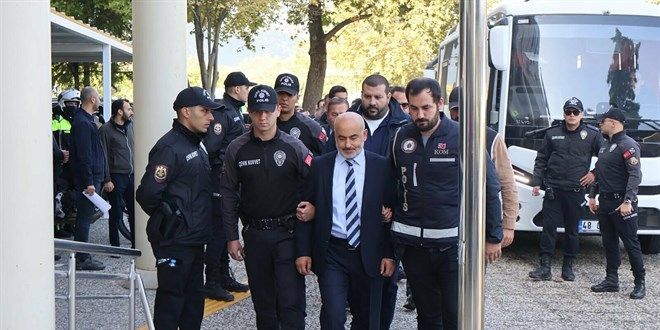 Milas Belediyesi soruşturmasında 20 şüpheli adliyeye sevk edildi