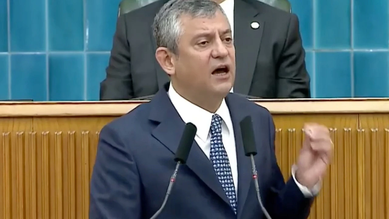Özgür Özel'den fon listesi çıkışı: “Koyacaksınız ortaya”